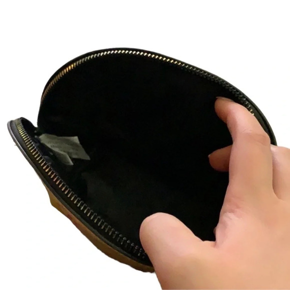 Kensie Mean Girls makeup bag - Picture 3 of 3